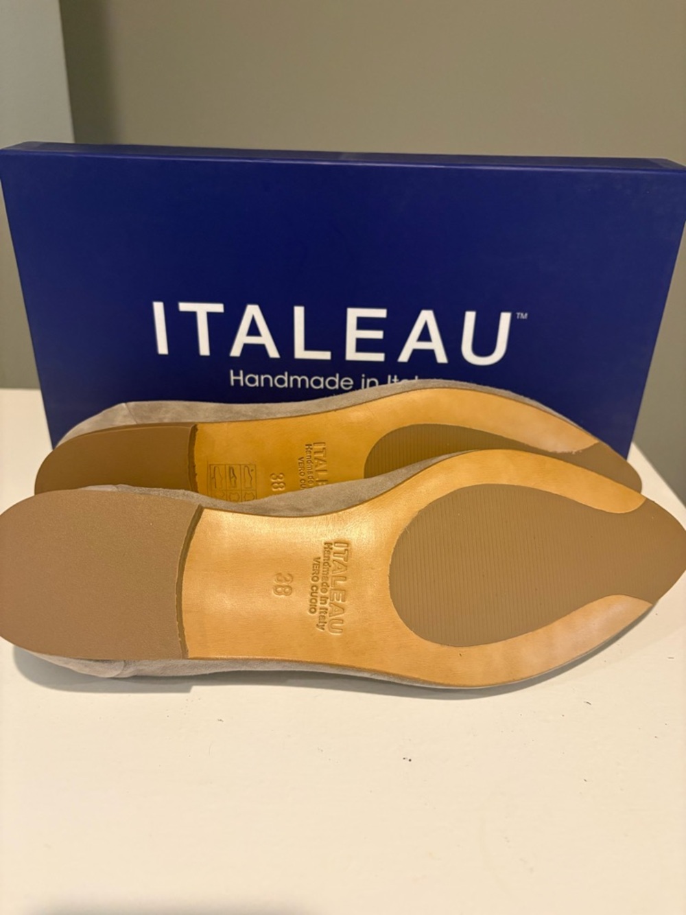 ITALEAU Women’s Light Beige Suede Ballet Flats - Picture 3 of 4
